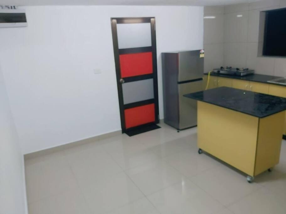 Barrett Accommodation Apartment 苏瓦 外观 照片