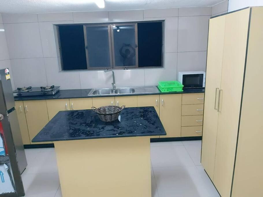 Barrett Accommodation Apartment 苏瓦 外观 照片